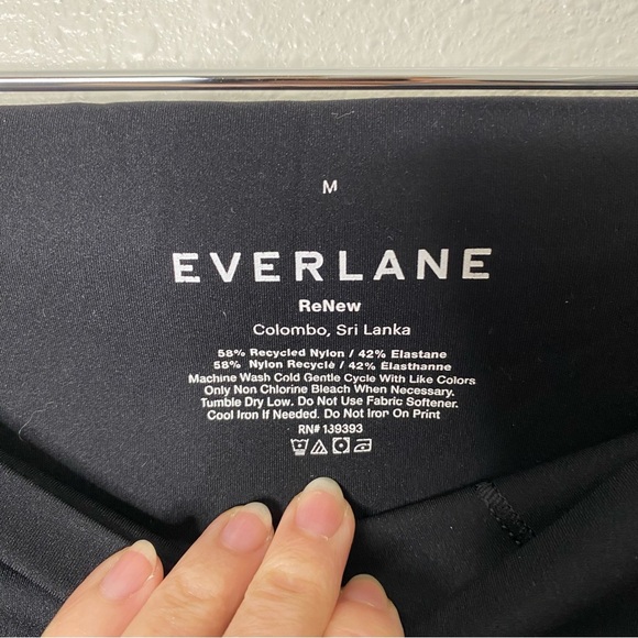 Everlane‎ ReNew Black Leggings Size M - Picture 6 of 7